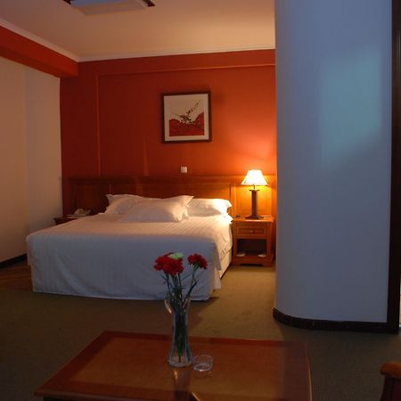 Adot Tina Hotel Addis Abeba Kamer foto